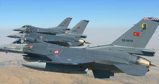 Türk Jetleri Bomba Yağdırdı