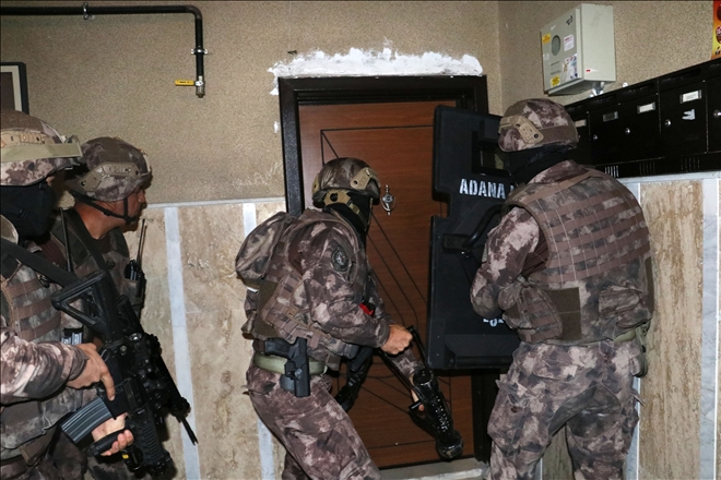 20 vatandaşı dolandıran çete lideri yatağında yakalandı  