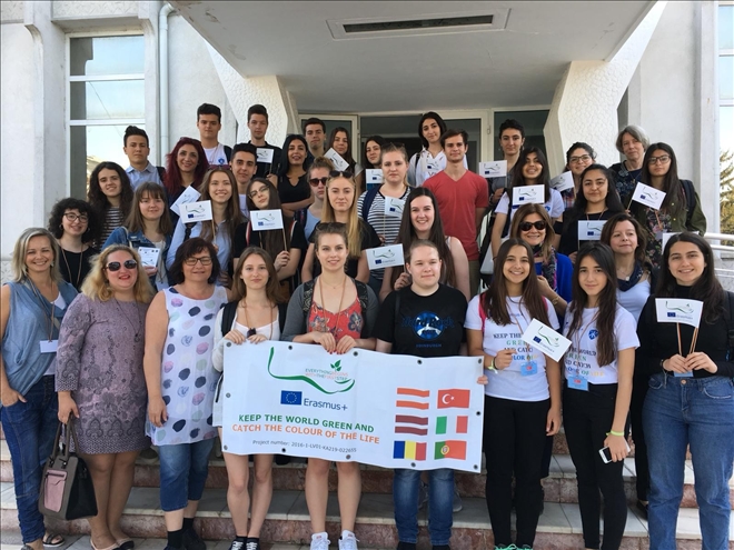 AB´li öğrenciler çevre konulu ERASMUS projesini Antalya´da tamamladı