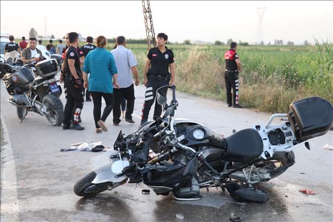 Limon hırsızlarını kovalayan motosikletli polisler kaza yaptı