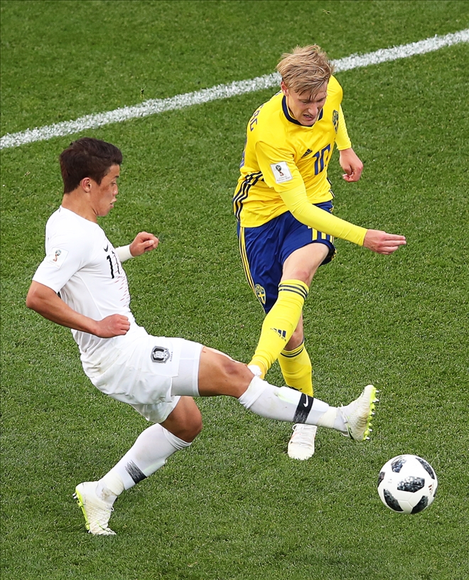 İsveç Güney Kore´yi tek golle geçti