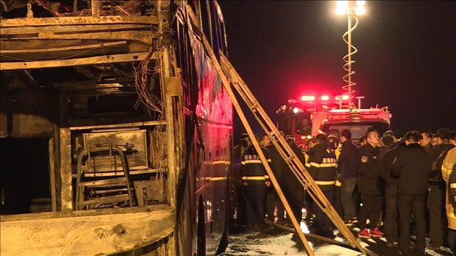 Çin´de tur otobüsü yandı: 26 ölü, 30 yaralı
