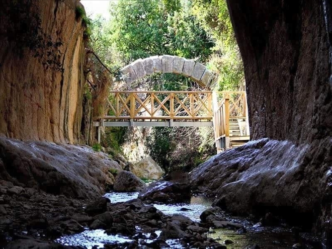 Mühendislik harikası Titus Tüneli turistlerin ilgisini çekiyor 