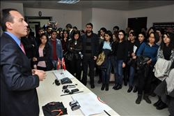 ÜNİVERSİTE ÖĞRENCİLERİ ‘SUÇ PSİKOLOJİSİ´ DERSİ İÇİN ADLİYE´DE İDİ 