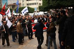  “POLİS: “YASAL DÜZENLEME YAPIN, İZİNSİZ YÜRÜYÜŞE MÜDAHALE ETMEYELİM!”