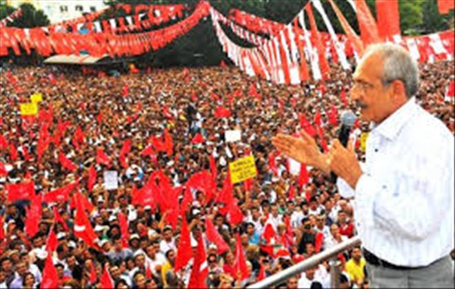  ‘Yaşanacak Bir Türkiye’ için Uğur Mumcu’ya"