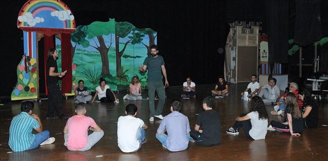 Çukurova Şehir Tiyatrosu Yaz Kursu Tam Gaz 