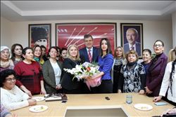 CHP İL KADIN KOLLARINDA YASEMİN YILMAZ GÖREVİ DEVRALDI