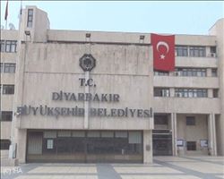   DİYARBAKIR BÜYÜKŞEHİR BELEDİYESİNE KAYYUM ATANDI