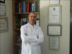 NORMAL DOĞUMDA BİR KEZ, SEZERYANDA AYLARCA AĞRI ÇEKEBİLİRSİNİZ 