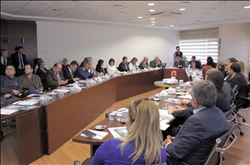 ADANA´DA KAMU-ÜNİVERSİTE-SANAYİ İŞBİRLİĞİ MASAYA YATIRILDI