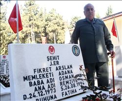  DİYARBAKIRLI ŞEHİT BABASINDAN TERÖRE İSYAN 