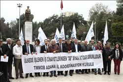 ADANA´DA İŞ FACİALARI PROTESTO EDİLDİ