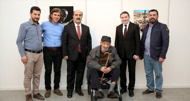 Ara Güler´den Aşık Veysel´e vefa