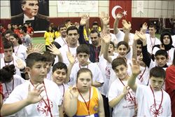  ÖZEL ÇOCUKLAR OLİMPİYATTA 