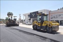 MOBİLYACILAR SİTESİ´NDE YOLLAR ASFALTLANIYOR