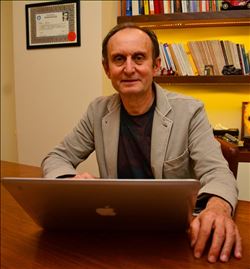 Bilgisayar bağımlılığı, gençliği sanal dünyaya hapsediyor 