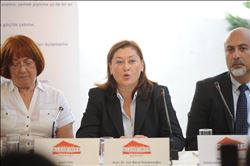 TÜRKİYE´DE 600.000 AİLE ALZHEİMER HASTALIĞI İLE MÜCADELE EDİYOR!   