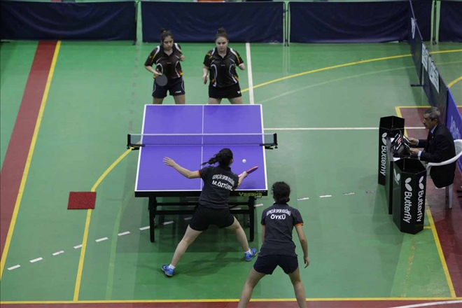 Masa Tenisi müsabakaları Adana´da  yapıldı.