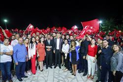 “GENÇLER CUMHURİYETE SAHİP ÇIKIYOR”