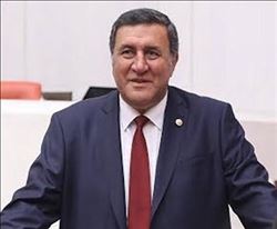 CHP´Lİ GÜRER” HÜKÜMET  ÜLKE YÖNETEMEZ DURUMA ERDİ.”