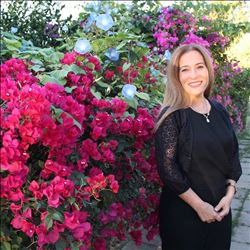 Zeynep Kural-İNCE DOKUNUŞLAR