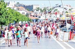 14 milyon kişi yurtiçinde seyahat etti