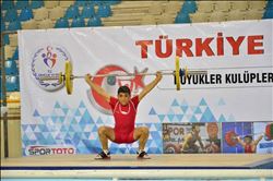 Kulüp  Haltercileri Podyuma Çıktı 