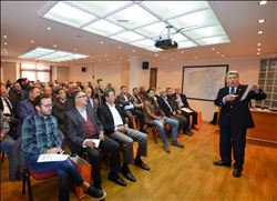 "Çiftçiler hayatın her alanında teknolojiyi kullanmalı"