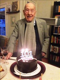 Asırlık çınar Cahit Kayra´dan Yeni Adana´ya kutlama mesajı