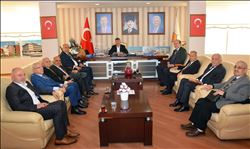 YENİ ADANA GAZETESİ´NDEN AK PARTİ´YE ZİYARET