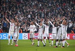 Beşiktaş zirveye oynuyor
