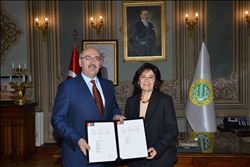 “İSTANBUL ÜNİVERSİTESİ´NDEN NANOBİYOTEKNOLOJİ ALANINDA DÜNYA ÇAPINDA BİR KEŞİF”