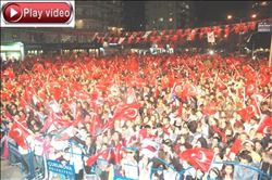 Adana´da coşkulu 23 Nisan yürüyüşü  