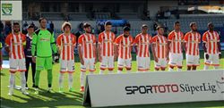 ADANASPOR İSTANBUL´DAN MAĞLUP DÖNDÜ
