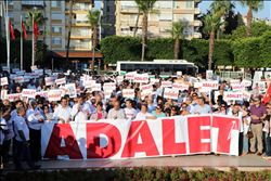  “ADALET İÇİN GEMİLERİ YAKIYORUZ”