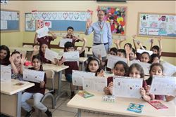 Öğrencilerin karne sevinci 