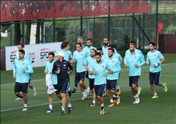 A MİLLİ TAKIM, UKRAYNA MAÇINA HAZIR