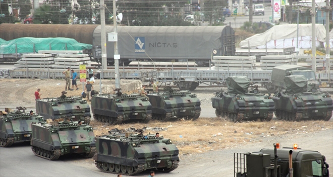 SURİYE SINIRINA ASKERİ SEVKİYAT