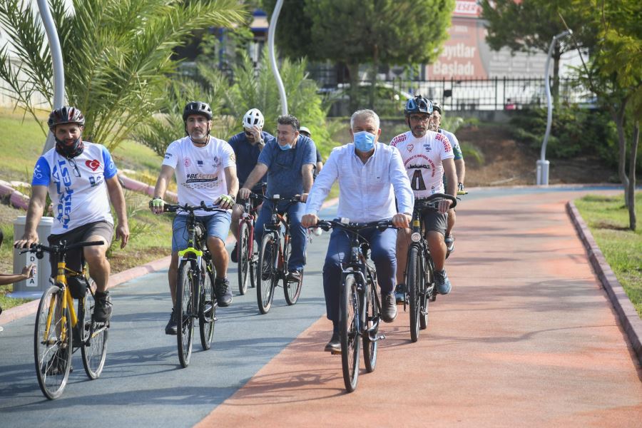 Karalar, vatandaşları bisiklete binmeye davet etti